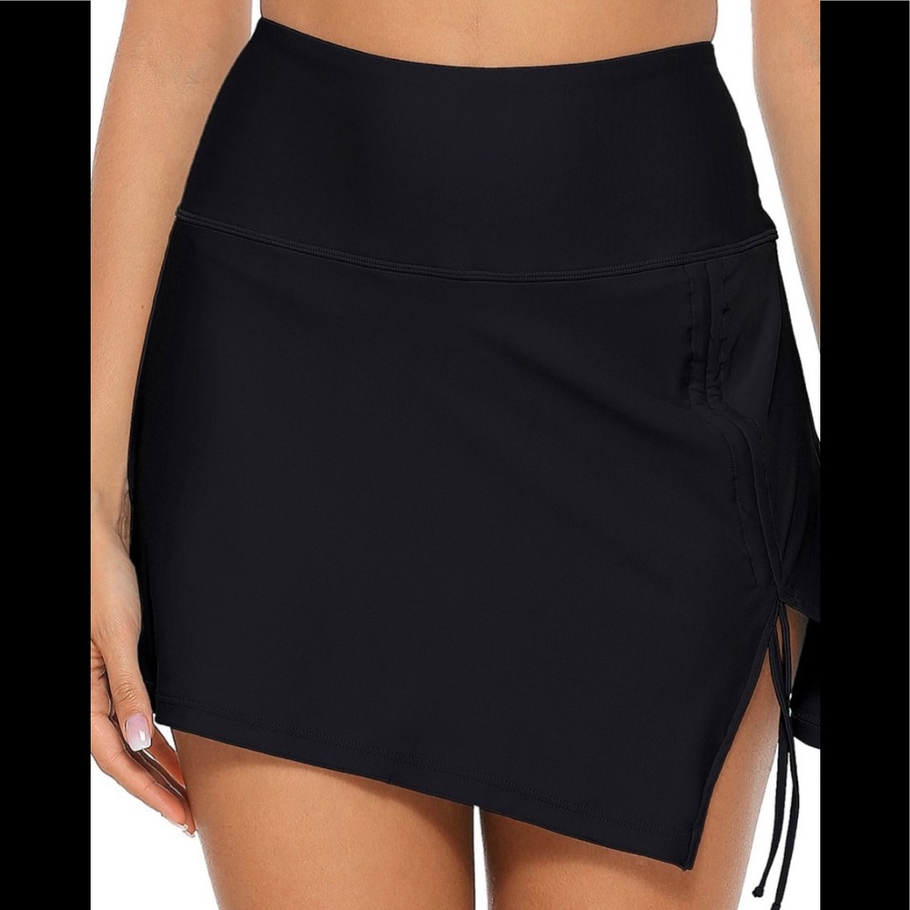 NIP, Ruched-side, bikini skirt
